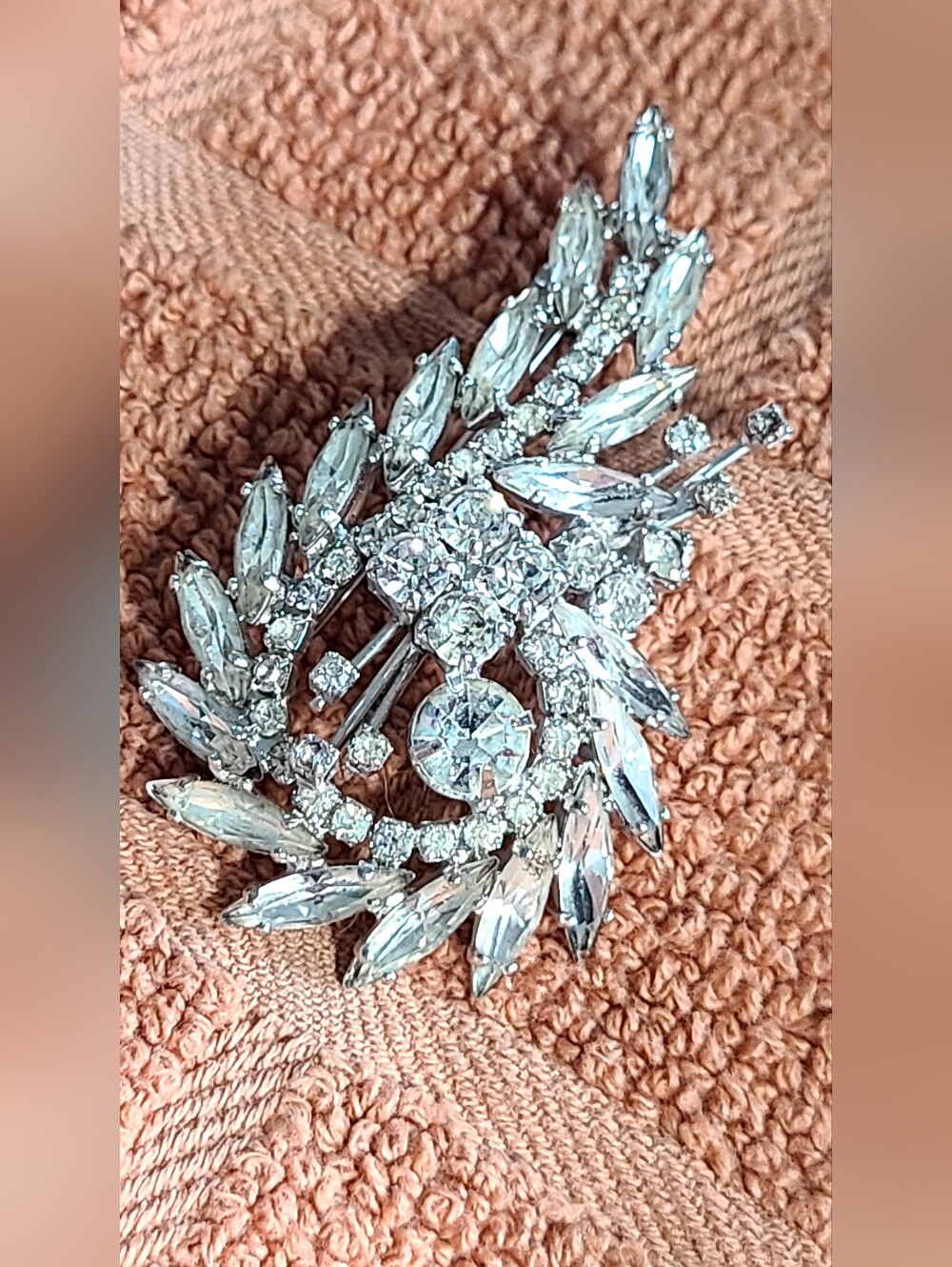 Vintage Art Nouveau Brooch